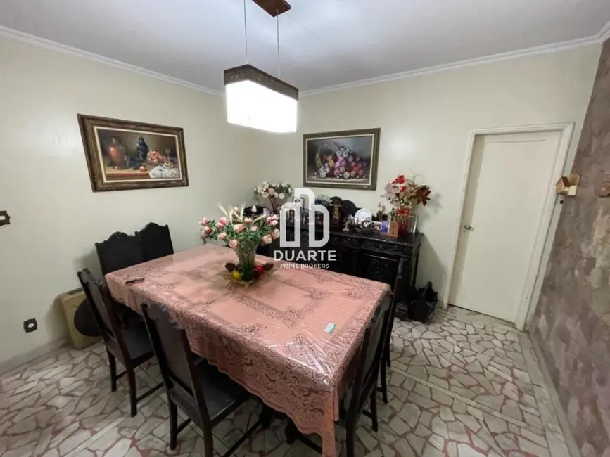 Casa com 3 quartos à venda, 263m2 em Gonzaga, Santos - SP - imagem 8 Foto 8 de Casa com 3 quartos à venda, 263m2 em Gonzaga, Santos - SP