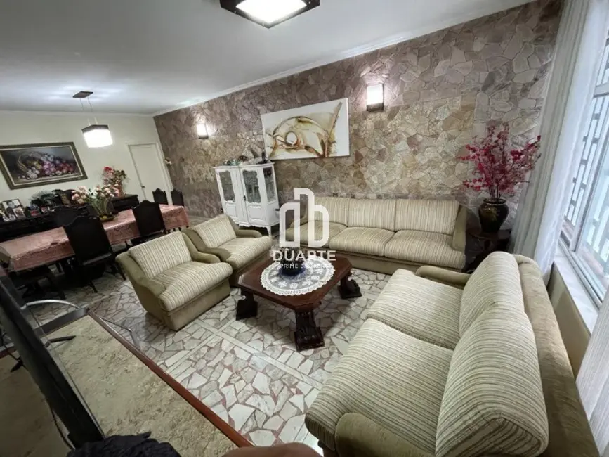 Casa com 3 quartos à venda, 263m2 em Gonzaga, Santos - SP - imagem 9 Foto 9 de Casa com 3 quartos à venda, 263m2 em Gonzaga, Santos - SP