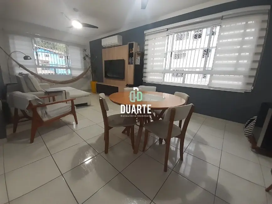 Casa com 3 quartos à venda, 125m2 em Marapé, Santos - SP - imagem 5 Foto 5 de Casa com 3 quartos à venda, 125m2 em Marapé, Santos - SP