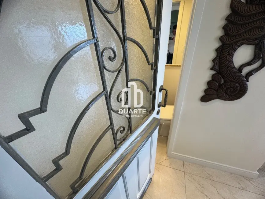 Apartamento com 3 quartos à venda, 126m2 em Sao Vicente - SP - imagem 4 Foto 4 de Apartamento com 3 quartos à venda, 126m2 em Sao Vicente - SP