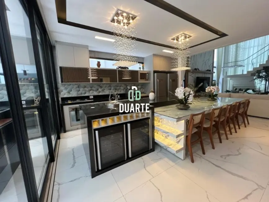 Foto 9 de Casa com 6 quartos à venda, 464m2 em Bertioga - SP