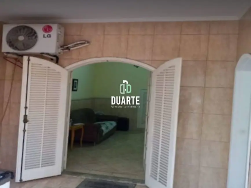 Foto 4 de Casa com 4 quartos à venda, 210m2 em Embaré, Santos - SP