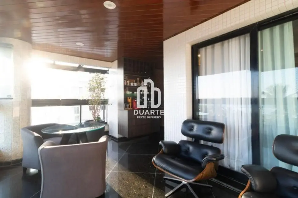 Foto 9 de Apartamento com 4 quartos à venda, 250m2 em Canto do Forte, Praia Grande - SP