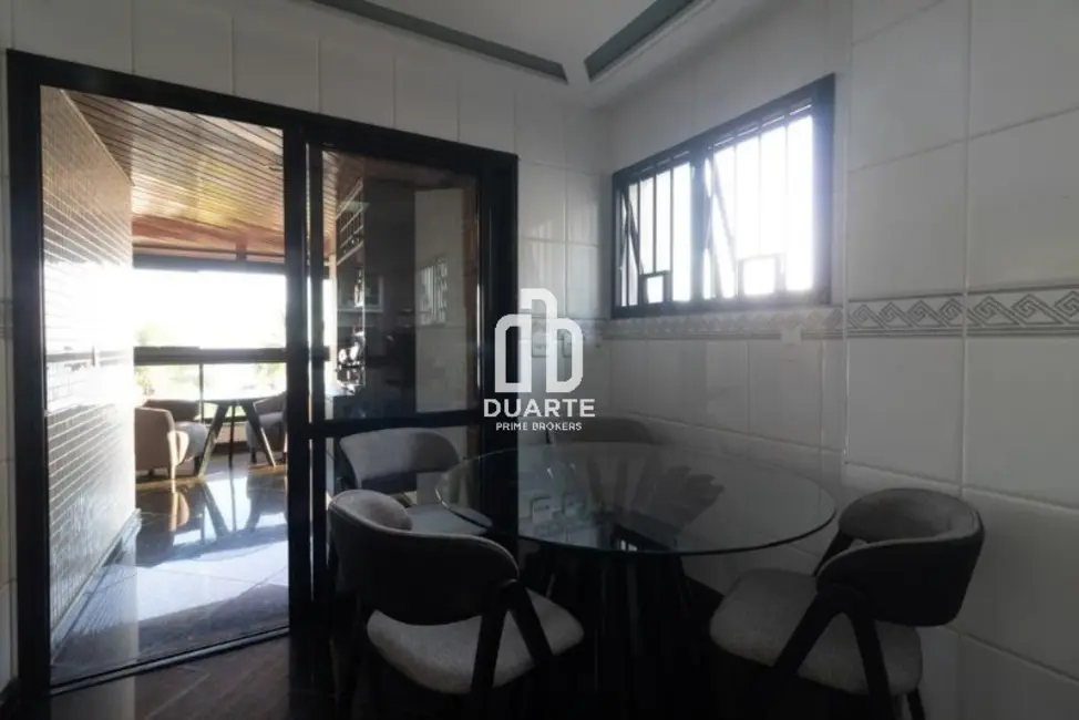 Foto 8 de Apartamento com 4 quartos à venda, 250m2 em Canto do Forte, Praia Grande - SP