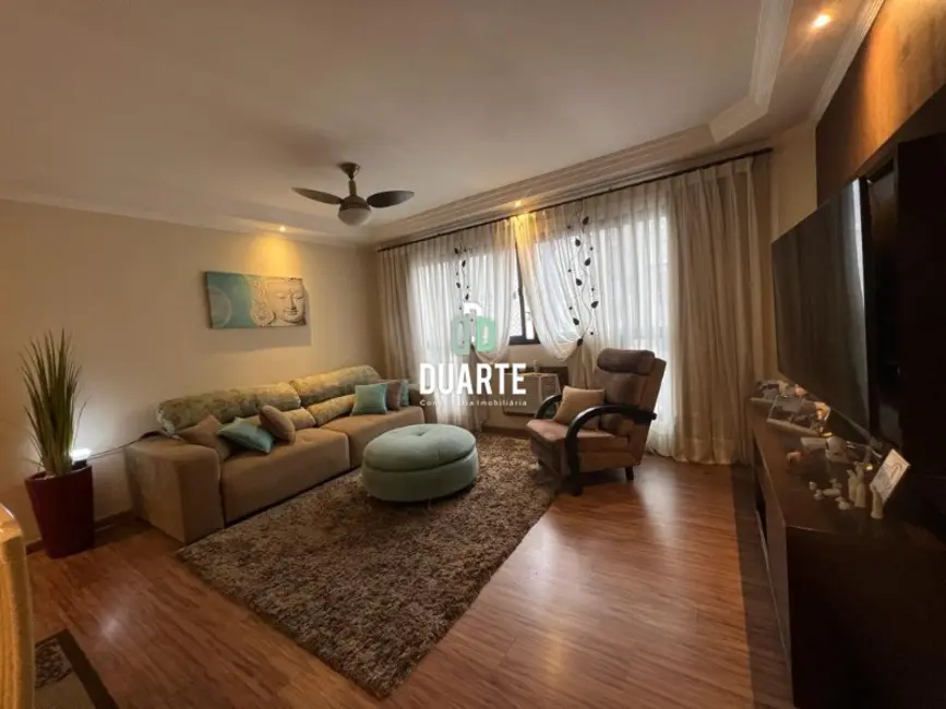 Apartamento com 3 quartos à venda, 260m2 em Campo Grande, Santos - SP - imagem 3 Foto 3 de Apartamento com 3 quartos à venda, 260m2 em Campo Grande, Santos - SP