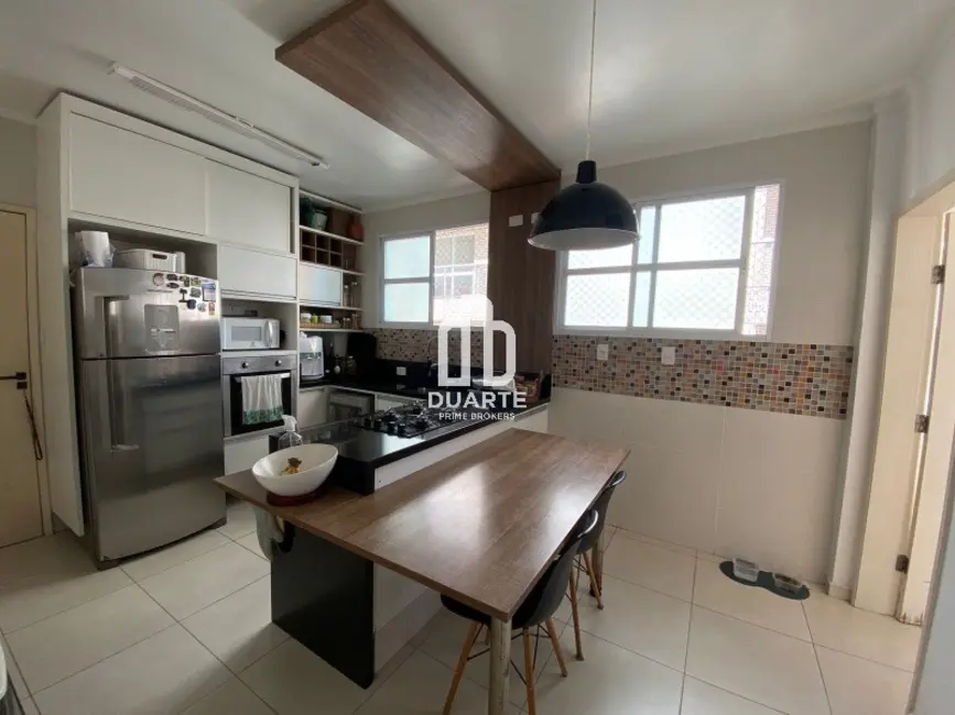 Foto 9 de Apartamento com 3 quartos à venda, 216m2 em Gonzaga, Santos - SP