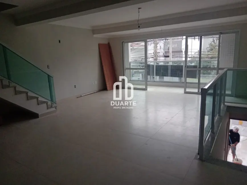 Casa com 3 quartos à venda, 185m2 em Campo Grande, Santos - SP - imagem 6 Foto 6 de Casa com 3 quartos à venda, 185m2 em Campo Grande, Santos - SP