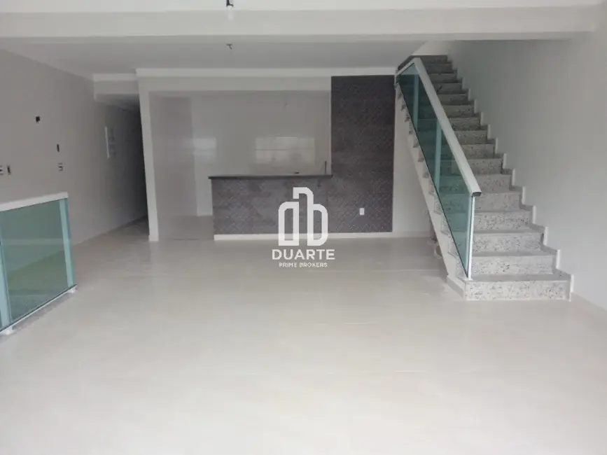 Casa com 3 quartos à venda, 185m2 em Campo Grande, Santos - SP - imagem 2 Foto 2 de Casa com 3 quartos à venda, 185m2 em Campo Grande, Santos - SP