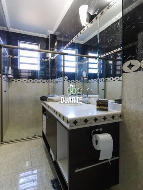 Casa com 5 quartos à venda, 315m2 em Boqueirão, Santos - SP - imagem 4 Foto 4 de Casa com 5 quartos à venda, 315m2 em Boqueirão, Santos - SP