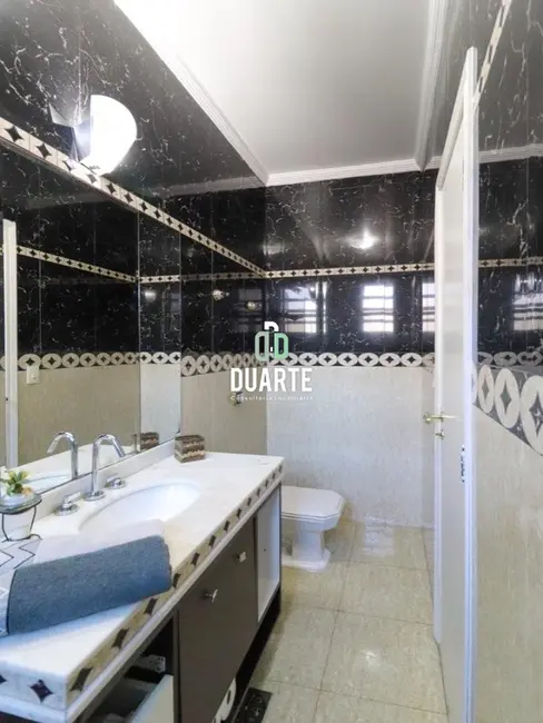 Casa com 5 quartos à venda, 315m2 em Boqueirão, Santos - SP - imagem 6 Foto 6 de Casa com 5 quartos à venda, 315m2 em Boqueirão, Santos - SP