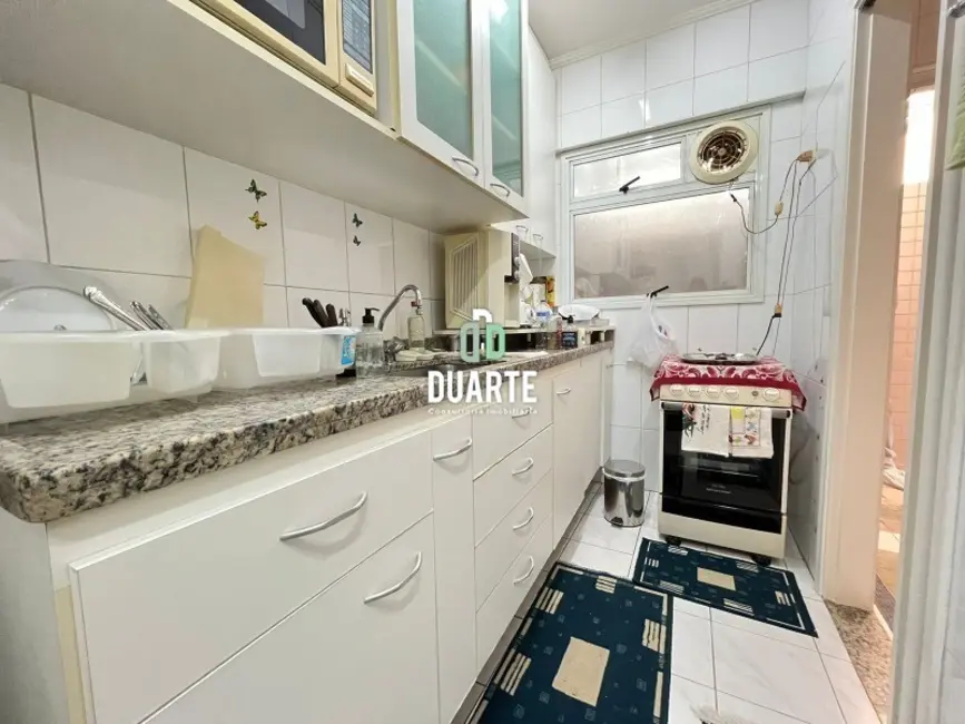 Foto 8 de Apartamento com 3 quartos para alugar, 180m2 em Gonzaga, Santos - SP