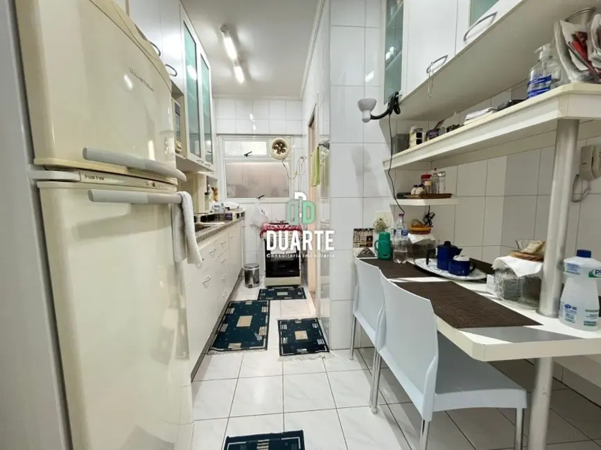 Foto 7 de Apartamento com 3 quartos para alugar, 180m2 em Gonzaga, Santos - SP