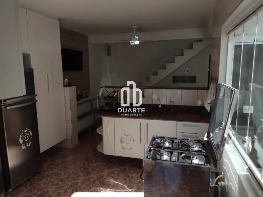 Foto 3 de Casa com 3 quartos à venda, 120m2 em Vila Belmiro, Santos - SP