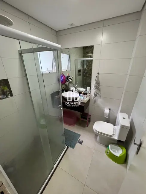 Casa com 4 quartos à venda, 320m2 em Gonzaga, Santos - SP - imagem 9 Foto 9 de Casa com 4 quartos à venda, 320m2 em Gonzaga, Santos - SP