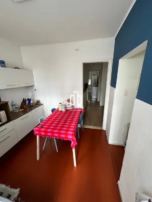 Casa com 4 quartos à venda, 320m2 em Gonzaga, Santos - SP - imagem 6 Foto 6 de Casa com 4 quartos à venda, 320m2 em Gonzaga, Santos - SP