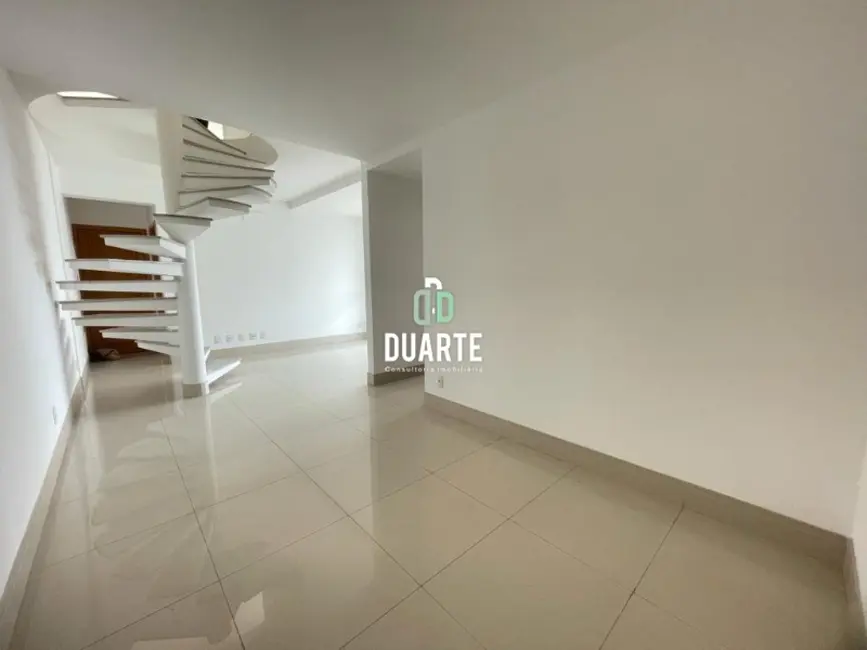 Apartamento com 3 quartos à venda, 251m2 em Gonzaga, Santos - SP - imagem 6 Foto 6 de Apartamento com 3 quartos à venda, 251m2 em Gonzaga, Santos - SP