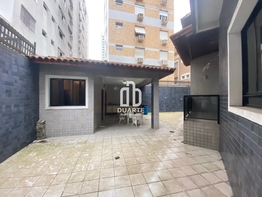 Foto 7 de Casa com 4 quartos à venda, 266m2 em Gonzaga, Santos - SP