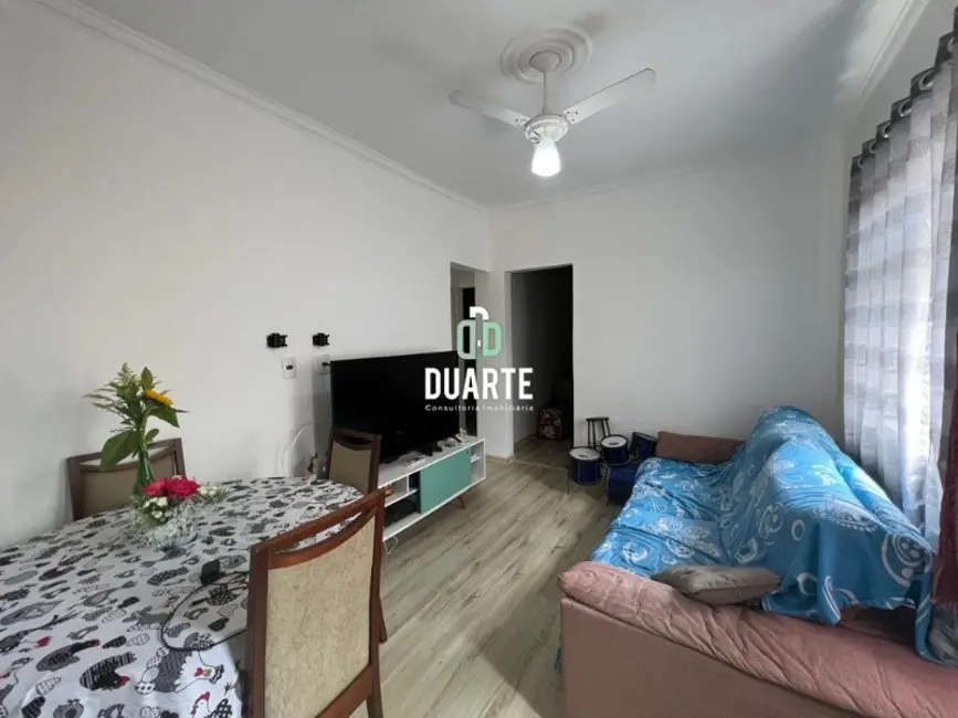 Foto 2 de Apartamento com 2 quartos à venda, 60m2 em Embaré, Santos - SP