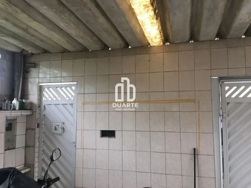 Casa com 3 quartos à venda, 275m2 em Bom Retiro, Santos - SP - imagem 5 Foto 5 de Casa com 3 quartos à venda, 275m2 em Bom Retiro, Santos - SP