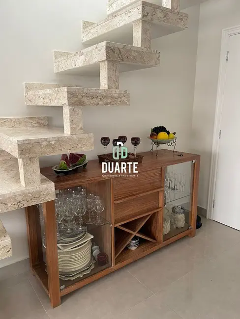 Foto 9 de Apartamento com 3 quartos à venda, 208m2 em Sao Vicente - SP