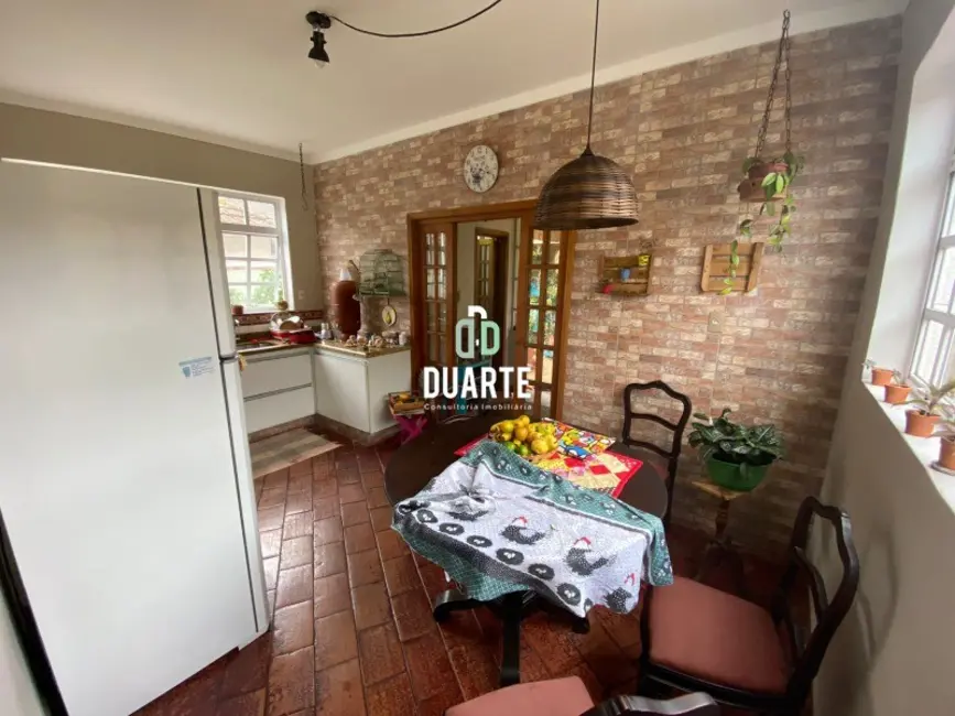 Casa com 3 quartos à venda, 110m2 em Santa Maria, Santos - SP - imagem 4 Foto 4 de Casa com 3 quartos à venda, 110m2 em Santa Maria, Santos - SP