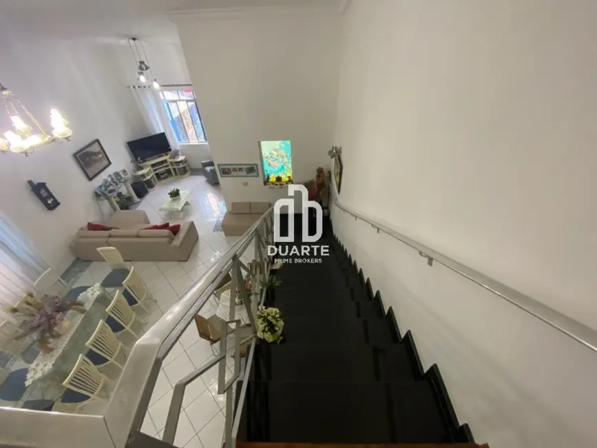 Foto 9 de Casa com 3 quartos à venda, 282m2 em Vila Mathias, Santos - SP