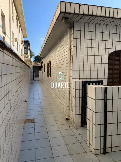 Foto 4 de Terreno / Lote à venda, 591m2 em Estuário, Santos - SP