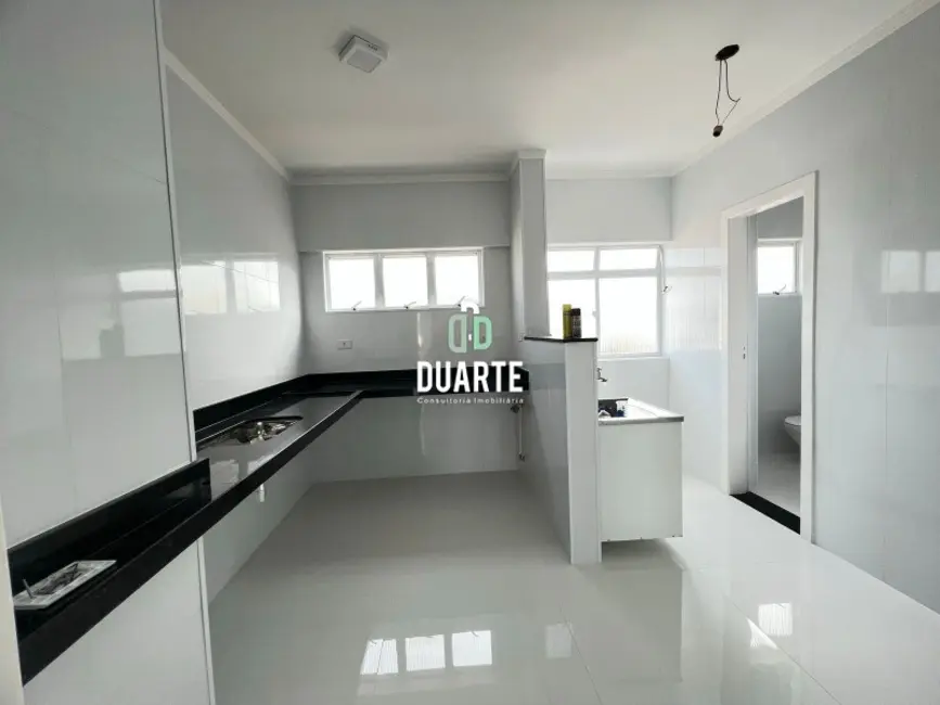 Foto 8 de Apartamento com 3 quartos à venda, 140m2 em Vila Belmiro, Santos - SP