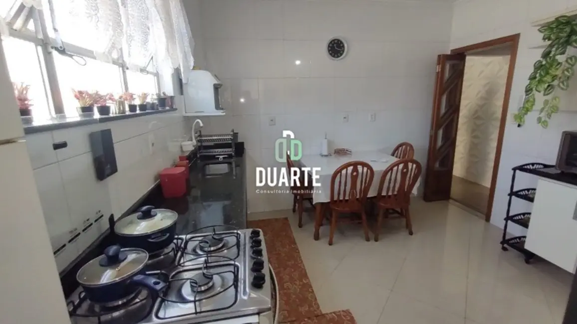 Foto 2 de Apartamento com 3 quartos à venda, 120m2 em Embaré, Santos - SP