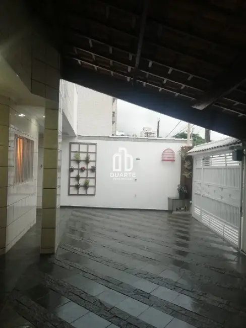Foto 3 de Casa com 4 quartos à venda, 120m2 em Aviação, Praia Grande - SP
