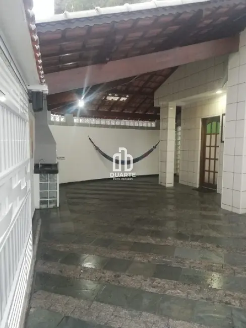 Foto 4 de Casa com 4 quartos à venda, 120m2 em Aviação, Praia Grande - SP