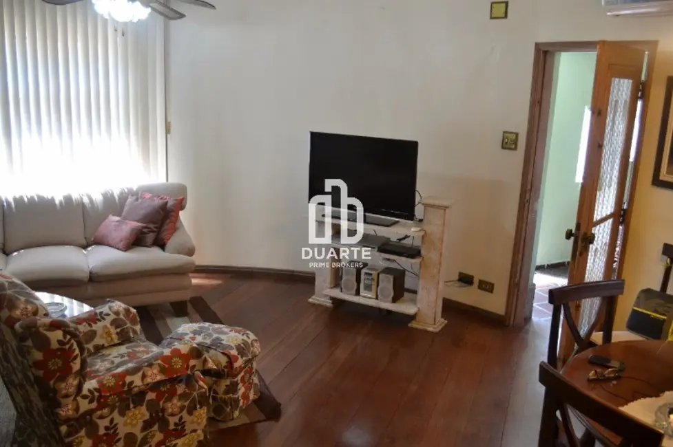 Foto 2 de Casa com 3 quartos à venda, 135m2 em Ponta da Praia, Santos - SP