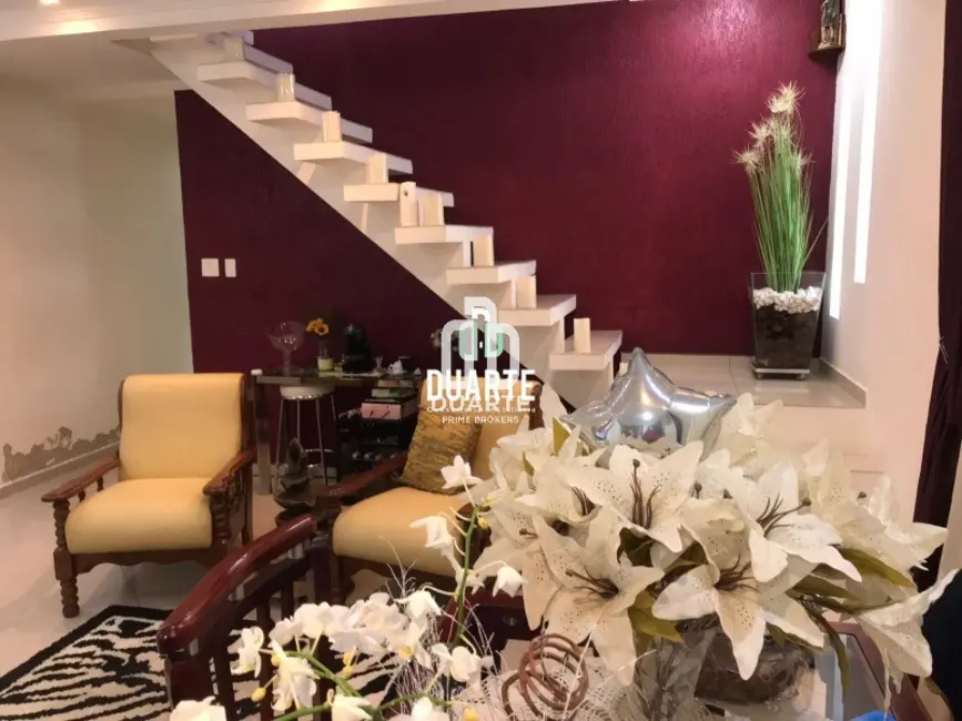 Casa com 3 quartos à venda, 268m2 em Campo Grande, Santos - SP - imagem 5 Foto 5 de Casa com 3 quartos à venda, 268m2 em Campo Grande, Santos - SP