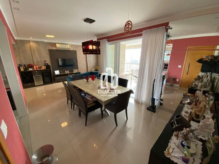 Apartamento com 3 quartos à venda, 166m2 em Pompéia, Santos - SP - imagem 6 Foto 6 de Apartamento com 3 quartos à venda, 166m2 em Pompéia, Santos - SP