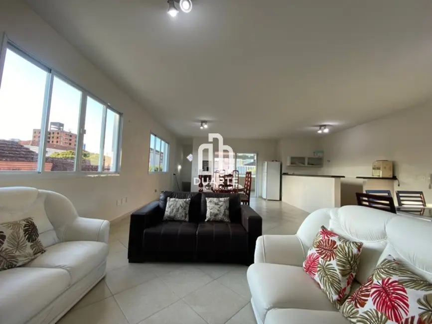 Casa com 5 quartos à venda, 334m2 em Embaré, Santos - SP - imagem 5 Foto 5 de Casa com 5 quartos à venda, 334m2 em Embaré, Santos - SP