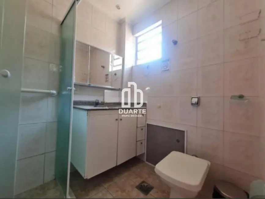 Foto 9 de Casa com 5 quartos à venda, 300m2 em Vila Mathias, Santos - SP