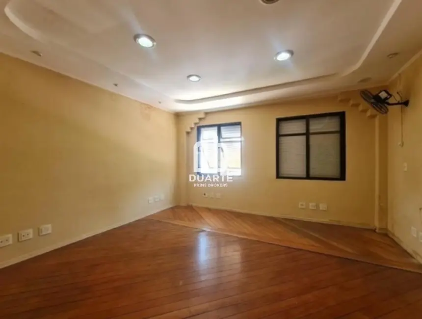 Foto 1 de Casa com 5 quartos à venda, 300m2 em Vila Mathias, Santos - SP