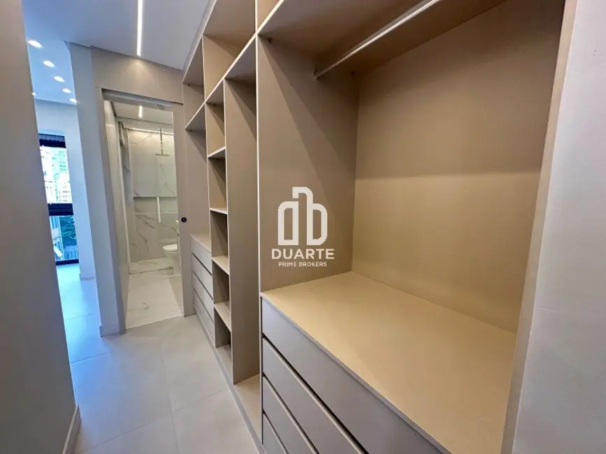 Apartamento com 2 quartos à venda, 115m2 em Boqueirão, Santos - SP - imagem 9 Foto 9 de Apartamento com 2 quartos à venda, 115m2 em Boqueirão, Santos - SP