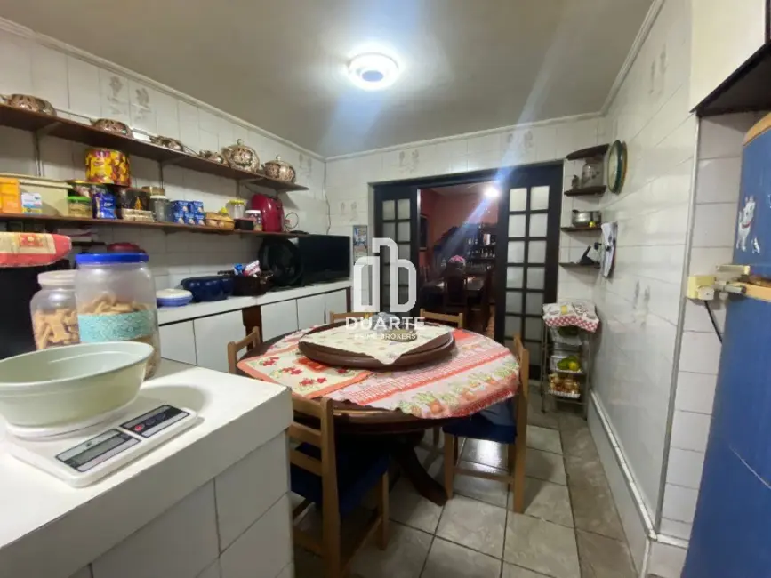 Foto 8 de Casa com 4 quartos à venda, 291m2 em Vila Mathias, Santos - SP