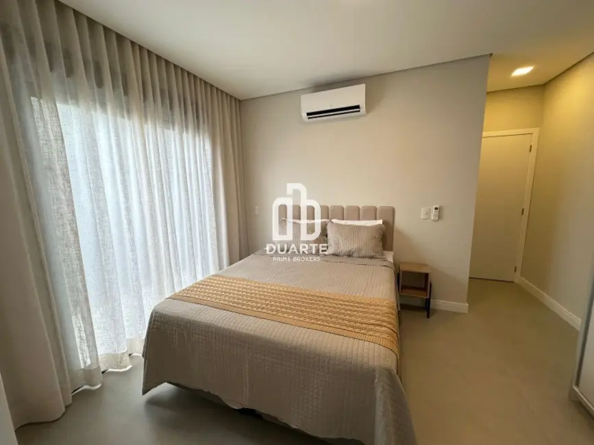 Foto 5 de Casa de Condomínio com 4 quartos à venda, 258m2 em Bertioga - SP
