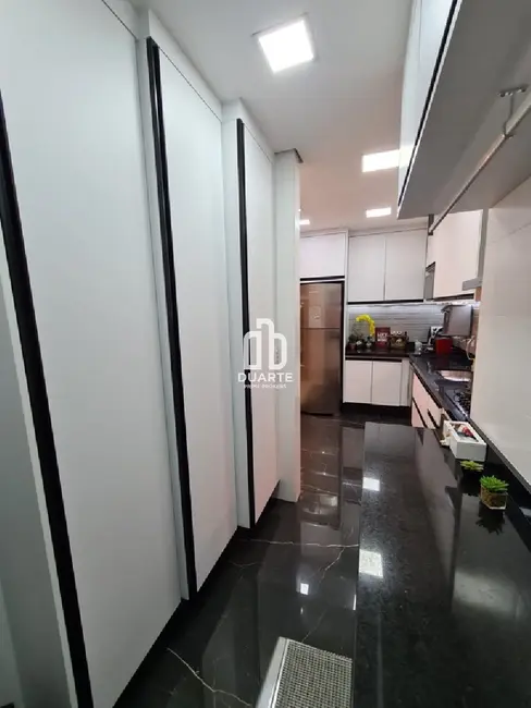 Apartamento com 2 quartos à venda, 77m2 em Marapé, Santos - SP - imagem 5 Foto 5 de Apartamento com 2 quartos à venda, 77m2 em Marapé, Santos - SP