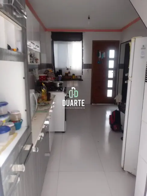 Foto 2 de Casa de Condomínio com 3 quartos à venda, 78m2 em São Jorge, Santos - SP