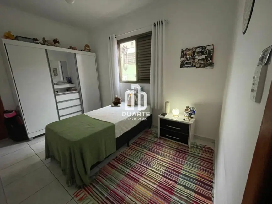 Casa com 4 quartos à venda, 186m2 em Embaré, Santos - SP - imagem 9 Foto 9 de Casa com 4 quartos à venda, 186m2 em Embaré, Santos - SP