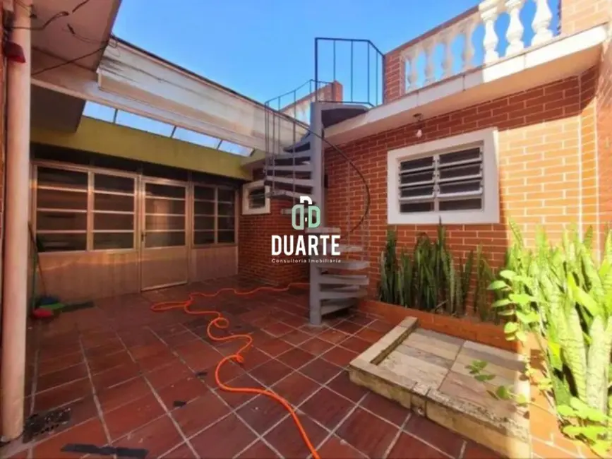 Casa com 3 quartos à venda, 267m2 em Marapé, Santos - SP - imagem 4 Foto 4 de Casa com 3 quartos à venda, 267m2 em Marapé, Santos - SP