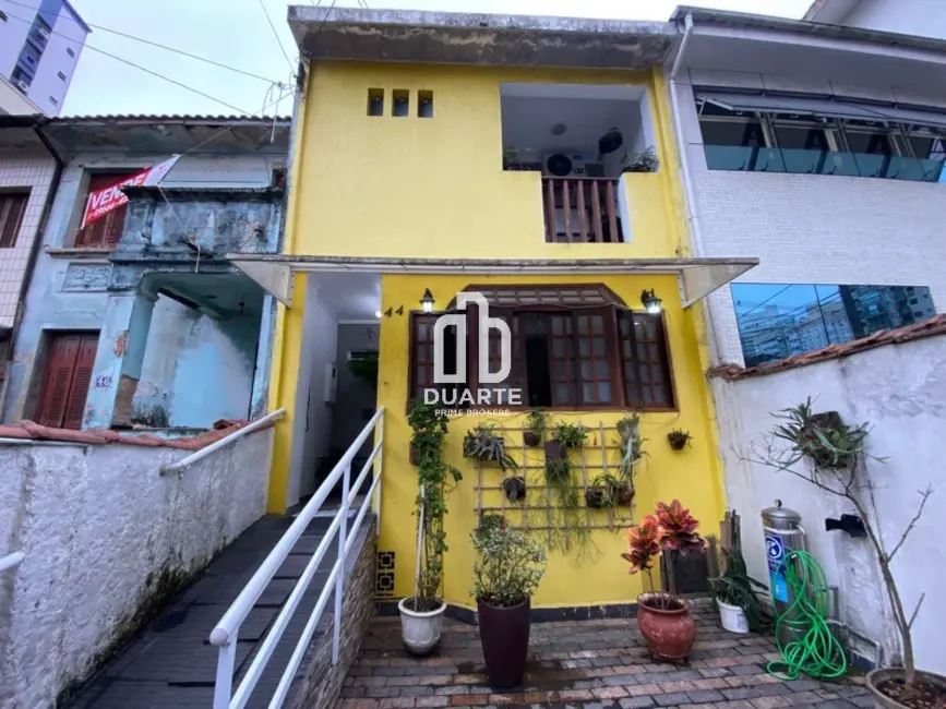 Foto 1 de Casa com 4 quartos à venda, 146m2 em Gonzaga, Santos - SP