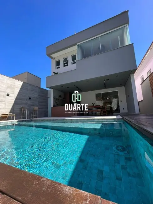 Foto 1 de Casa com 3 quartos à venda, 246m2 em Morro Nova Cintra, Santos - SP