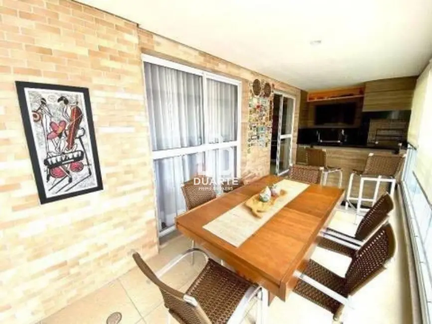 Foto 9 de Apartamento com 4 quartos à venda, 160m2 em Gonzaga, Santos - SP