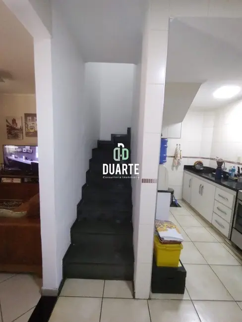 Foto 5 de Casa com 3 quartos à venda, 115m2 em Vila São Jorge, Sao Vicente - SP