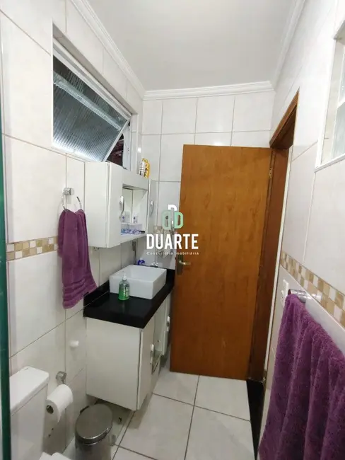 Foto 9 de Casa com 3 quartos à venda, 115m2 em Vila São Jorge, Sao Vicente - SP