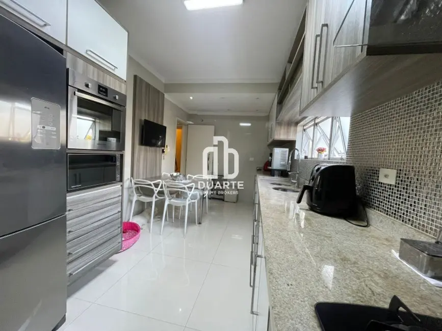 Casa com 3 quartos à venda, 190m2 em Aparecida, Santos - SP - imagem 8 Foto 8 de Casa com 3 quartos à venda, 190m2 em Aparecida, Santos - SP